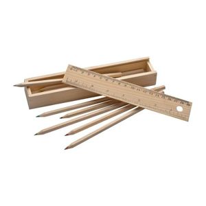 Holzbox mit 8 Buntstiften und Lineal